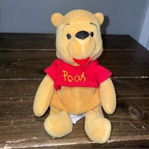 Walt Disney Store WINNIE THE POOH BEAR 7" Bean Bag STUFFED ANIMAL Toy